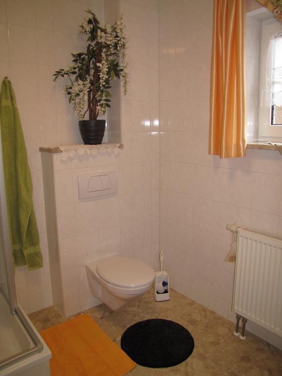 Stollenklause Apartment Hormersdorf  Стая снимка