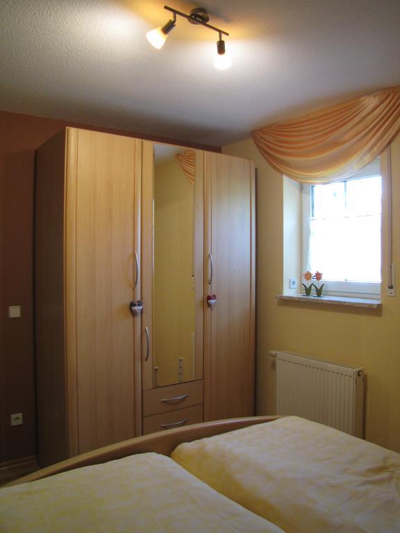 Stollenklause Apartment Hormersdorf  Стая снимка