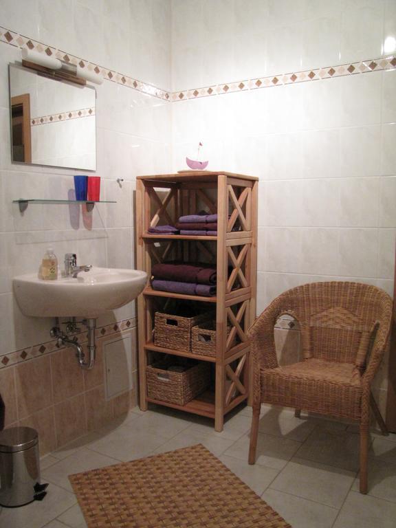 Stollenklause Apartment Hormersdorf  Стая снимка