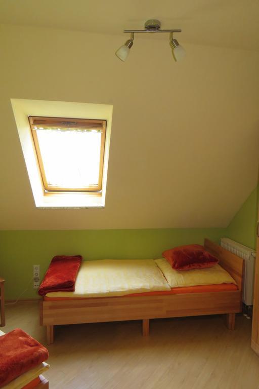 Stollenklause Apartment Hormersdorf  Екстериор снимка